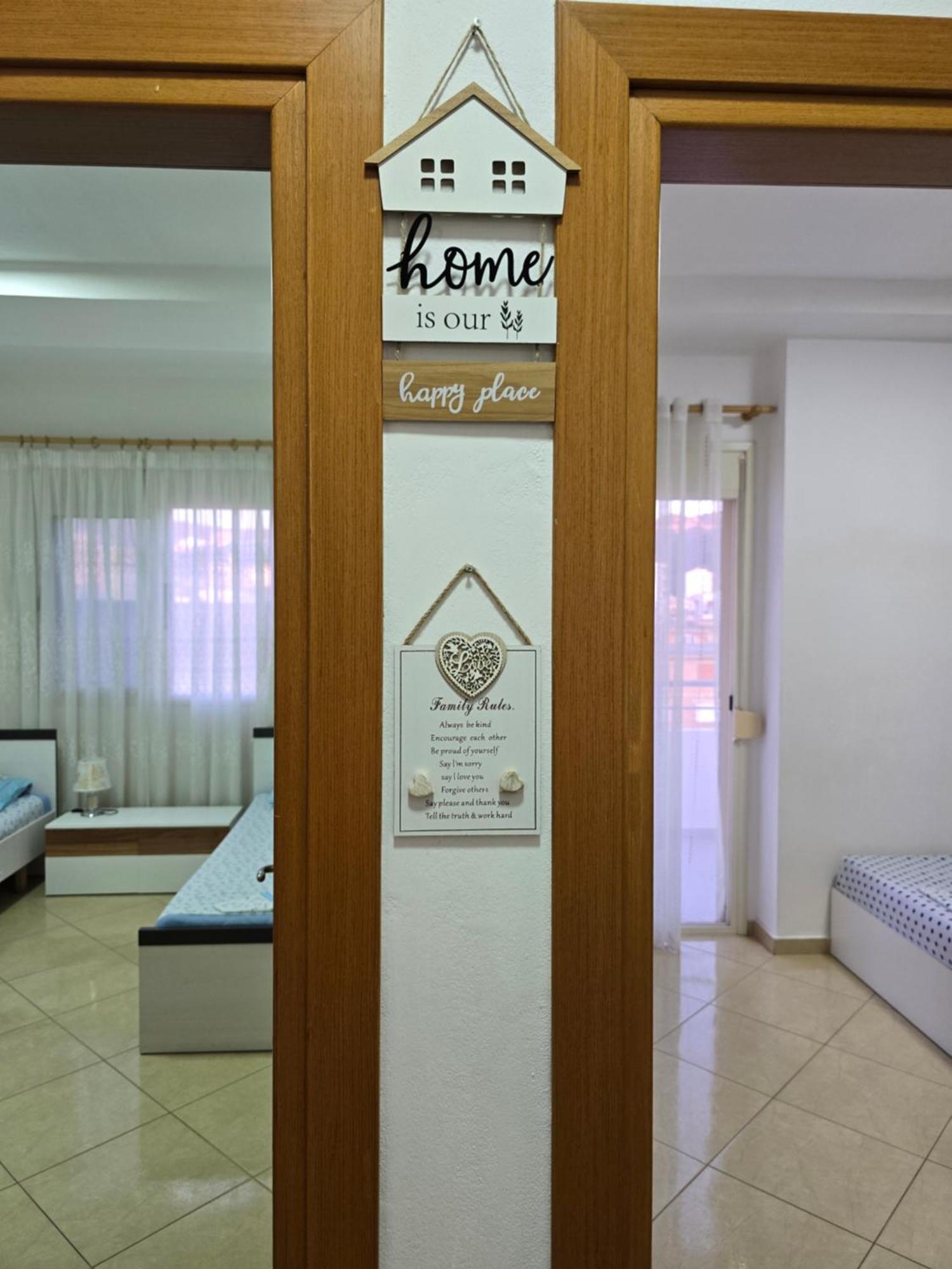 Modern , Quiet , Family Friendly & Fully Furnished Apartment Vlore Exterior photo