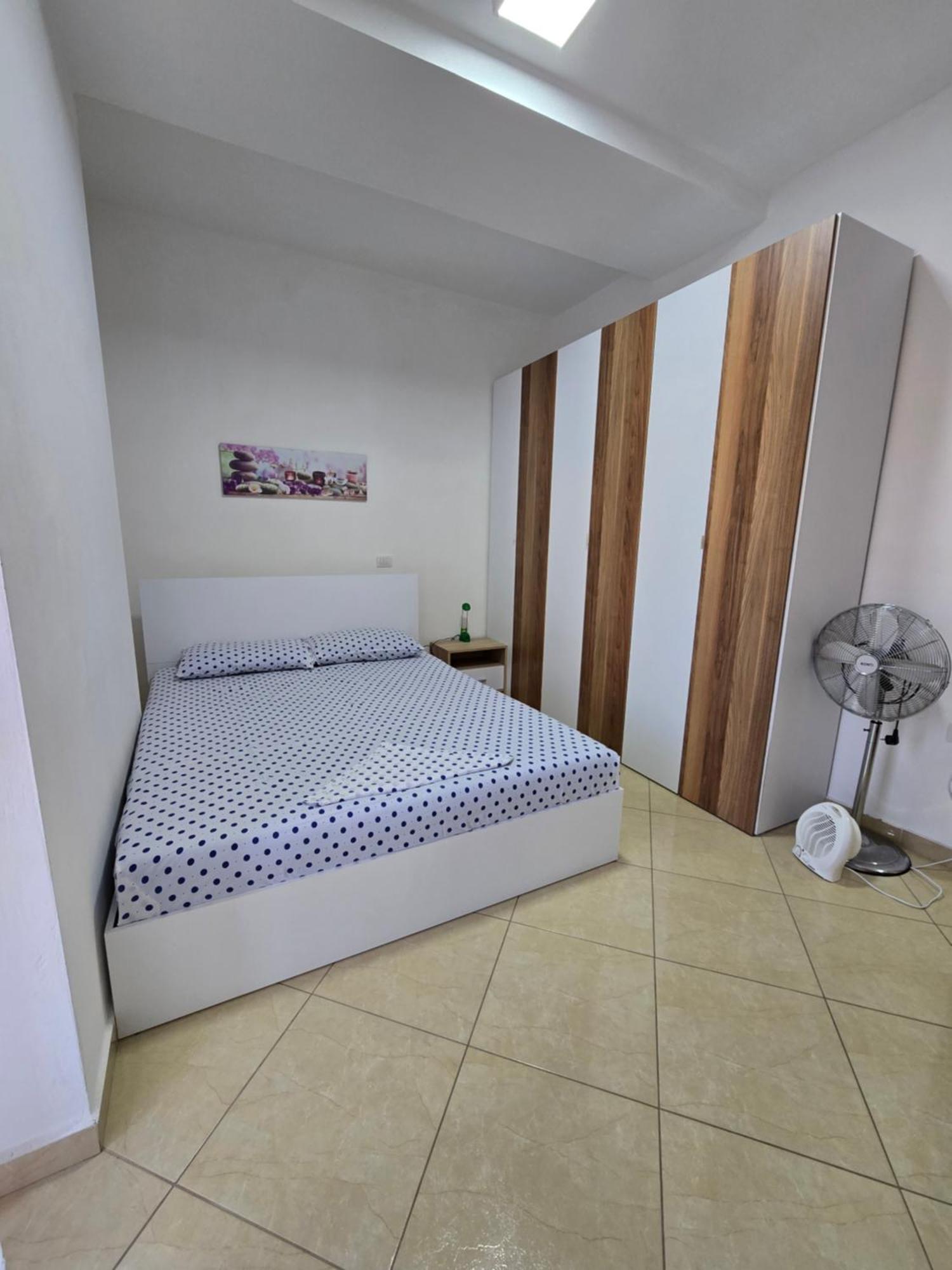 Modern , Quiet , Family Friendly & Fully Furnished Apartment Vlore Exterior photo